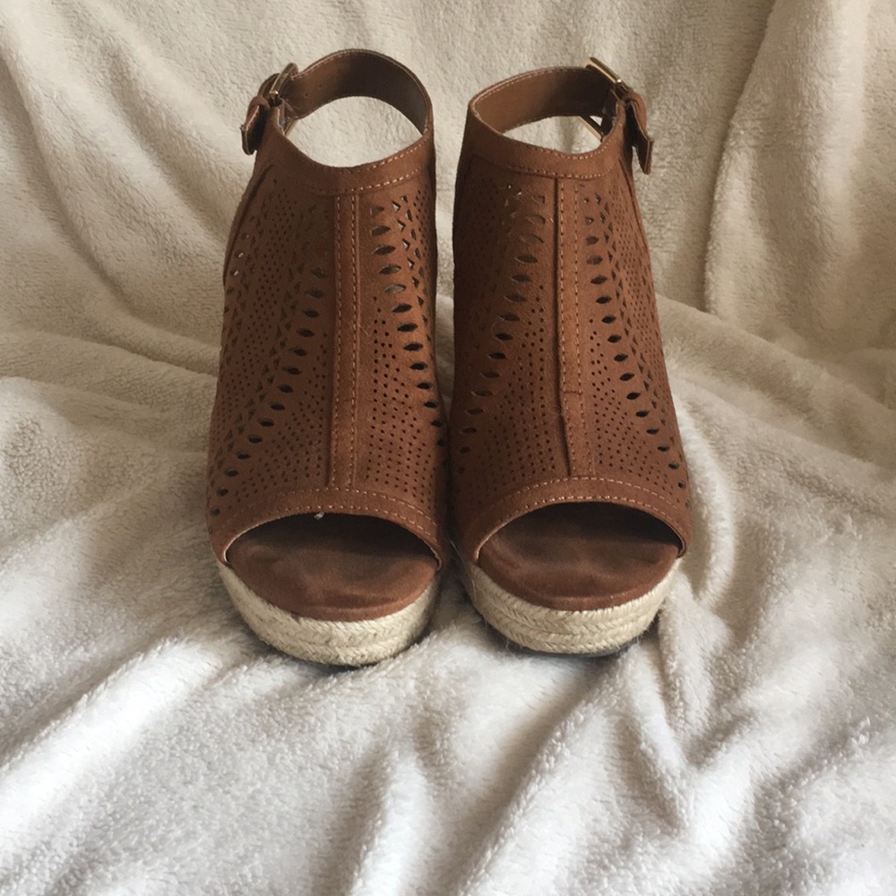 Liz Claiborne wedge sandals